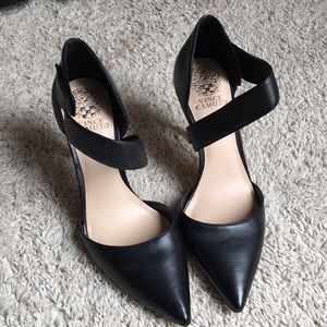 Vince Camuto Asymmetrical pump in black Leather